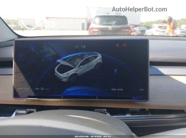 5YJYGDEE7LF039880 2020 TESLA MODEL Y White Rear seats view