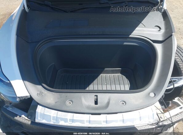 5YJYGDEE7LF039880 2020 TESLA MODEL Y White Rear view