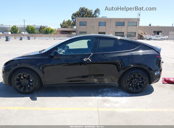 5YJYGDEE7MF076557 2021 TESLA MODEL Y Black 