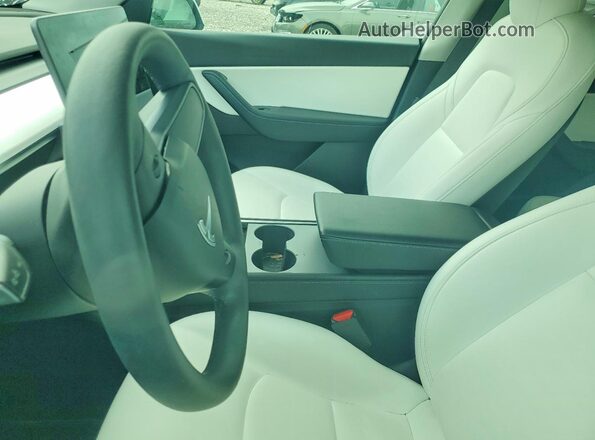 5YJYGDEE7MF190087 2021 TESLA MODEL White Вид салону спереду