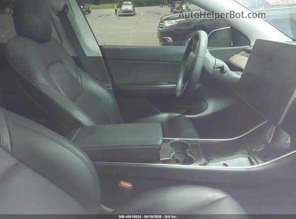 5YJYGDEE8MF085736 2021 TESLA MODEL Y White Widok wnętrza z przodu
