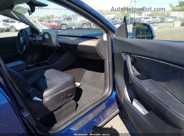 5YJYGDEE8MF094209 2021 TESLA MODEL Y Blue Vista interior delantera