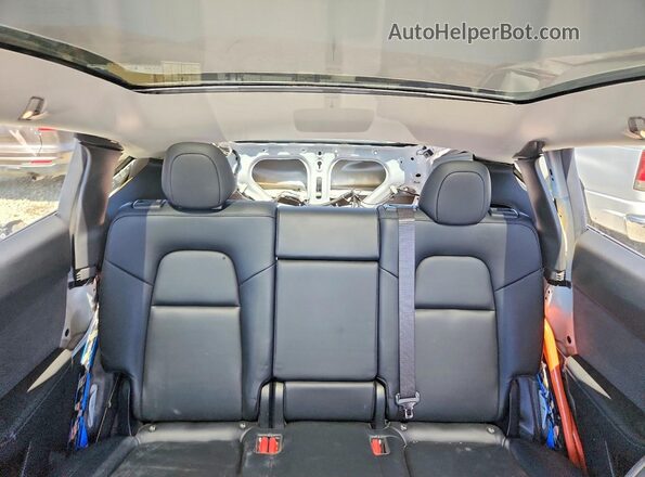5YJYGDEE8MF181009 2021 TESLA MODEL White უკანა სავარძლების ხედი