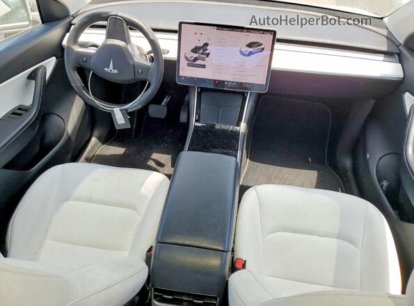 5YJYGDEE9LF034292 2020 TESLA MODEL Белый Вид панели приборов