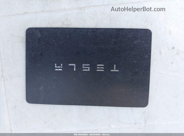 5YJYGDEE9LF052842 2020 TESLA MODEL Y White წინა პანელის ხედი