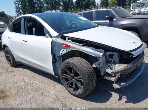 5YJYGDEE9LF052842 2020 TESLA MODEL Y White 