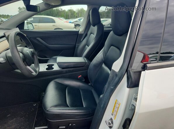 5YJYGDEE9MF285668 2021 TESLA MODEL White Вид салону спереду