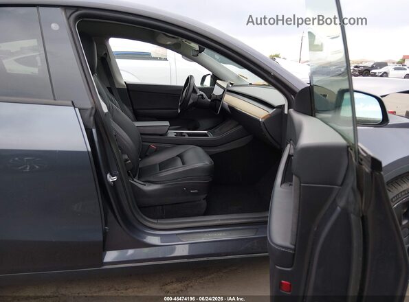 5YJYGDEEXMF285596 2021 TESLA MODEL Y Серый Вид салона спереди