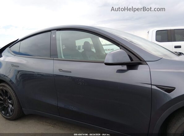 5YJYGDEEXMF285596 2021 TESLA MODEL Y Серый Вид задней части салона