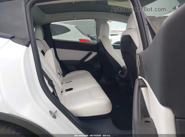 5YJYGDEF7MF298251 2021 TESLA MODEL Y White VIN sticker view