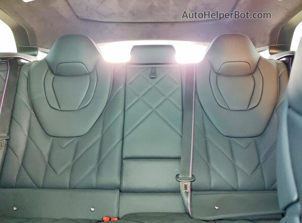 5YM23CS05R9U35286 2024 BMW OTHER Зеленый 