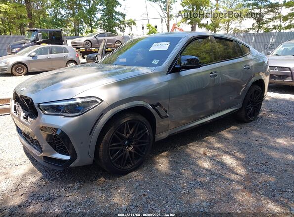 5YMCY0C06M9F58271 2021 BMW X6 M Gray Առջևի ձախ երեք քառորդ տեսարան