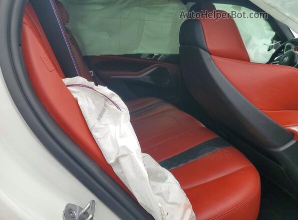 5YMJU0C05P9N62381 2023 BMW X5 White უკანა სალონის ხედი