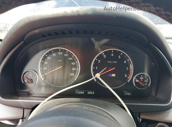 5YMKT6C58J0X21136 2018 BMW X5 Black Вид щитка приладів