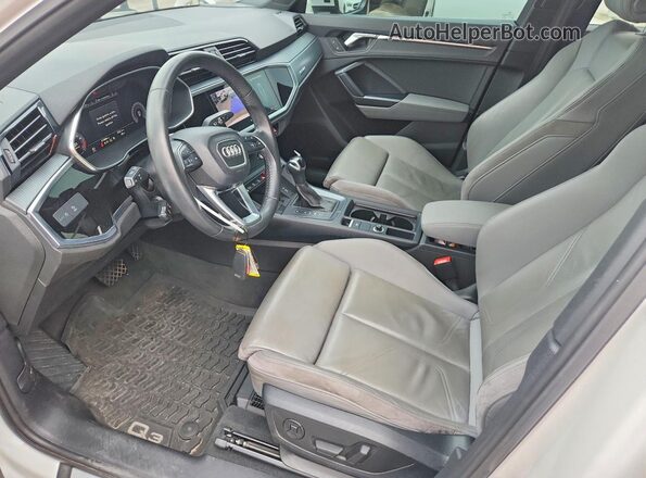 WA1EECF32L1036565 2020 AUDI Q3 Белый 