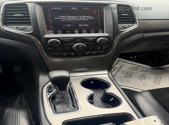 1C4RJFAG4JC147876 2018 JEEP GRAND Black Widok wnętrza z przodu