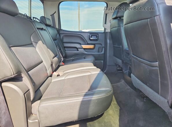 3GCUKSEC5JG164741 2018 CHEVROLET SILVERADO Silver Սալոնի հետևի տեսք