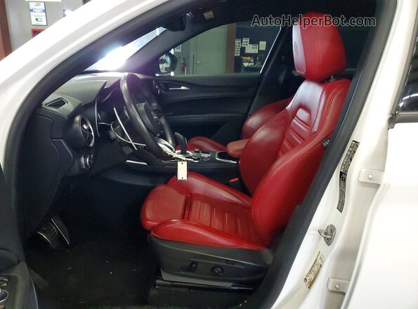 ZASPAJAN1N7D47094 2022 ALFA ROMEO STELVIO White Widok deski rozdzielczej