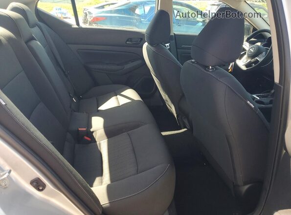 1N4BL4DW6TN329417 2026 NISSAN ALTIMA Silver Вид задньої частини салону