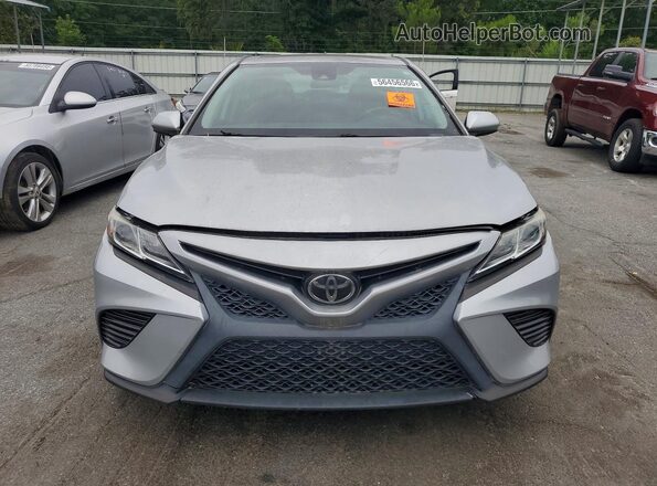 4T1B11HK0KU240156 2019 TOYOTA CAMRY Серебряный 