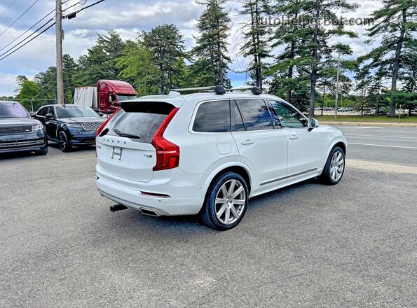 YV4A22PL0K1499418 2019 VOLVO XC90 White Դիմացի տեսք