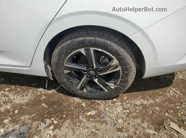 3N1AB8CV4SY376040 2025 NISSAN SENTRA White 