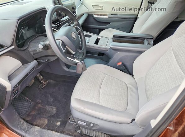 5TDKRKEC7MS023033 2021 TOYOTA SIENNA Brown 