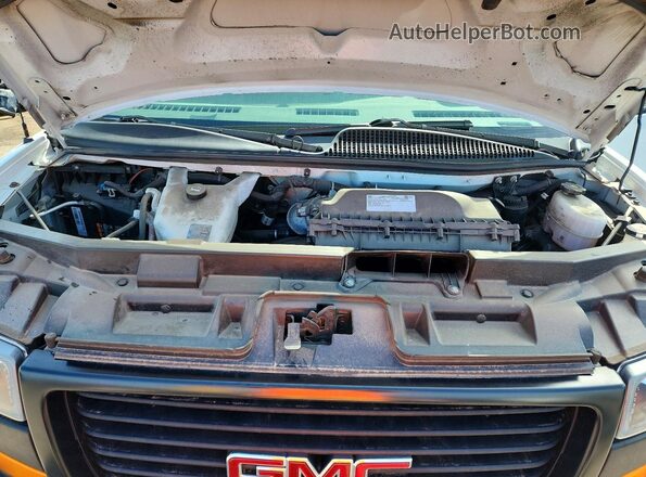 1GTZ7GFPXP1143929 2023 GMC SAVANA White 
