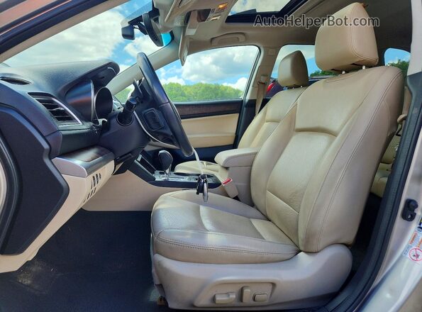 4S4BSANC4H3221358 2017 SUBARU OUTBACK Silver Вид панелі приладів