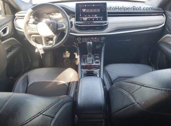 3C4NJDBN8RT122575 2024 JEEP COMPASS Blue ხელსაწყოთა პანელის ხედი