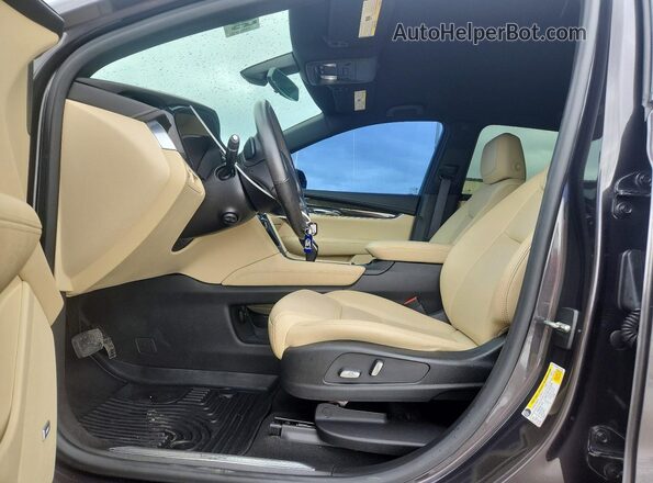 1GYKNARS7HZ240488 2017 CADILLAC XT5 Угольный Вид панели приборов