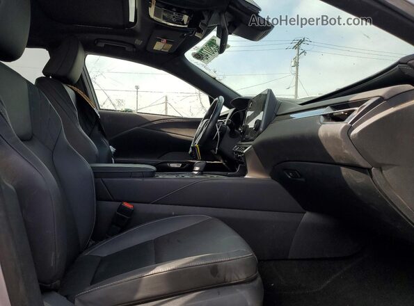 2T2BAMCA7PC038404 2023 LEXUS RX Silver Widok komory silnika