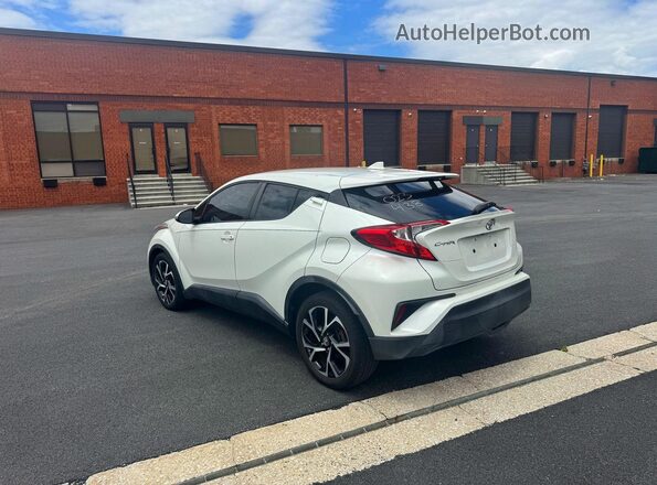 NMTKHMBX0JR023438 2018 TOYOTA C-HR Белый Передняя правая четверть