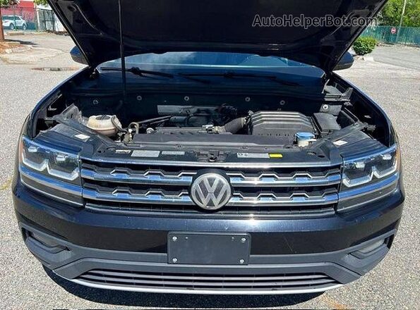 1V2DR2CA2JC507407 2018 VOLKSWAGEN ATLAS Black Dashboard view