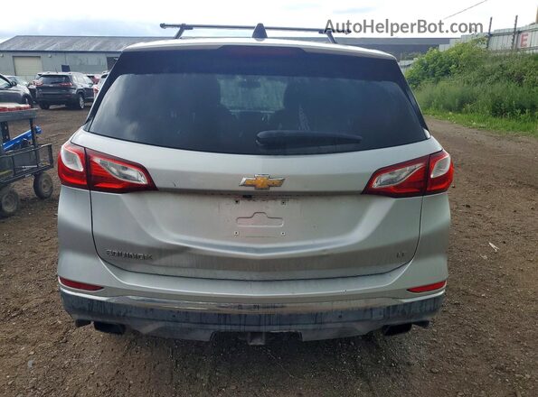 3GNAXKEX8JL165162 2018 CHEVROLET EQUINOX Silver Вид салону спереду
