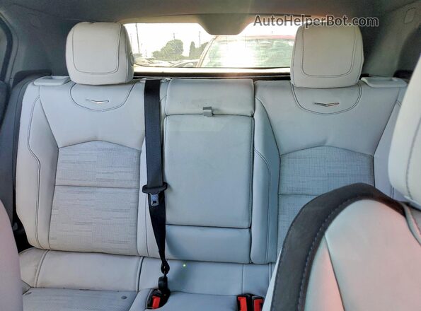 1GYFZER46SF159327 2025 CADILLAC XT4 Green Rear interior view
