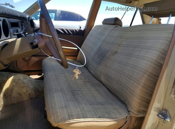 RT105062829 1978 TOYOTA COROLLA Бежевый Вид панели приборов