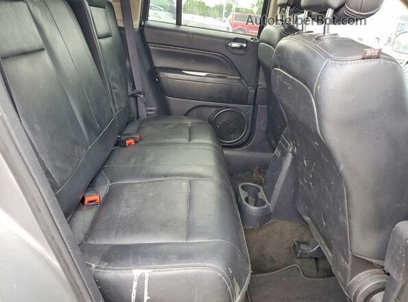 1C4NJDEB2GD581735 2016 JEEP COMPASS Silver ძრავის განყოფილების ხედი