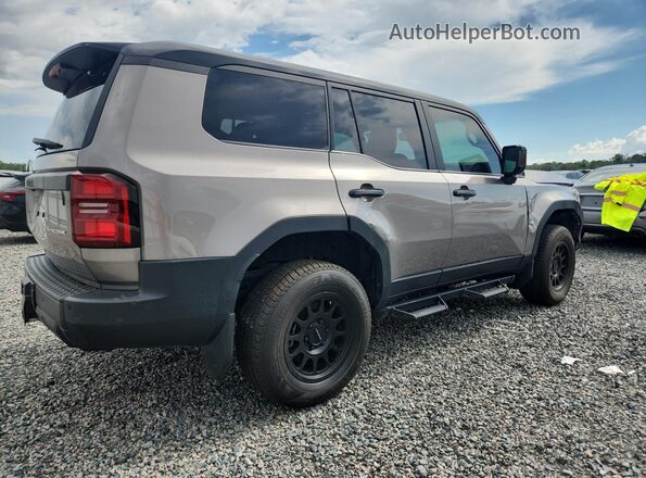 JTEABFAJ1SK023105 2025 TOYOTA LAND CRUIS Серебряный Передняя правая четверть