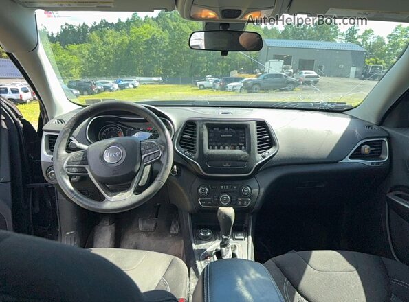 1C4PJMCB0KD306627 2019 JEEP CHEROKEE Black 