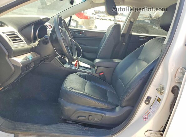 4S4BSANC8H3348825 2017 SUBARU OUTBACK White Առջևի վահանակի տեսք