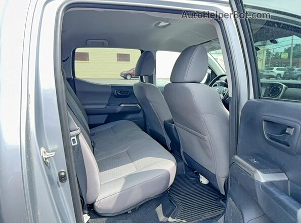 3TMCZ5AN6GM017063 2016 TOYOTA TACOMA Silver წინა სალონის ხედი