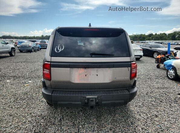 JTEABFAJ1SK023105 2025 TOYOTA LAND CRUIS Серебряный Вид салона спереди