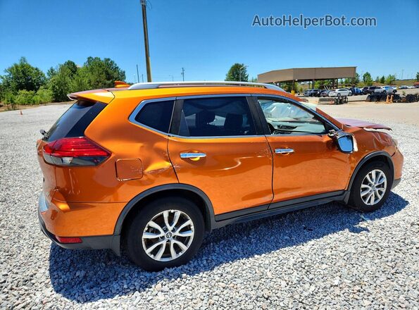 JN8AT2MT2HW147879 2017 NISSAN ROGUE Оранжевый 