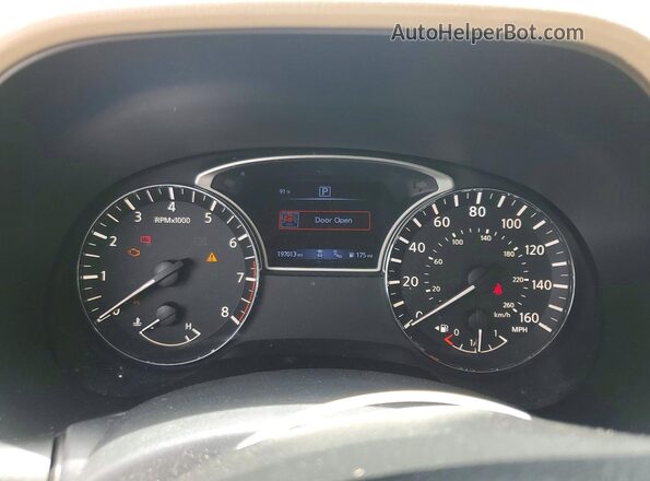5N1DR2MN9KC607570 2019 NISSAN PATHFINDER Белый Вид задних сидений