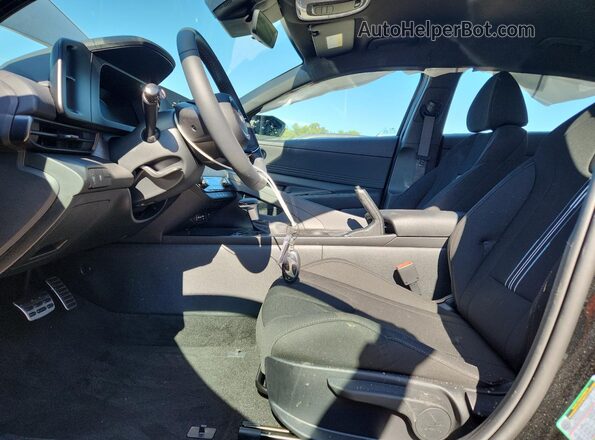 KMHLM4DGXTU222375 2026 HYUNDAI ELANTRA Black 