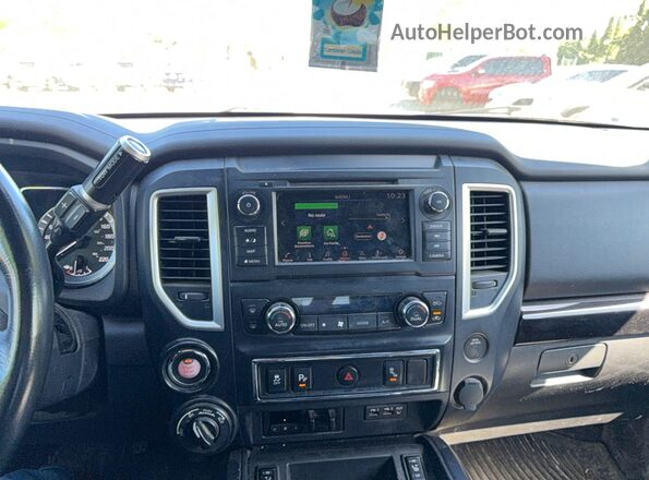 1N6AA1E5XKN523461 2019 NISSAN TITAN White 