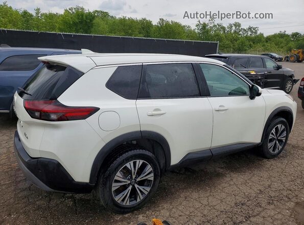 5N1BT3BB8PC745132 2023 NISSAN ROGUE Белый Передняя правая четверть