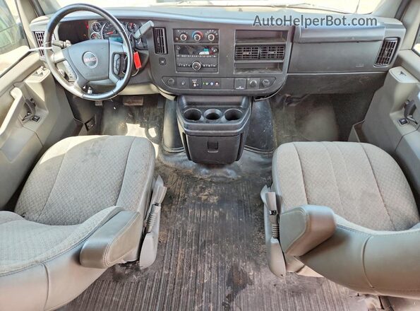 1GTZ7GFPXP1143929 2023 GMC SAVANA White 