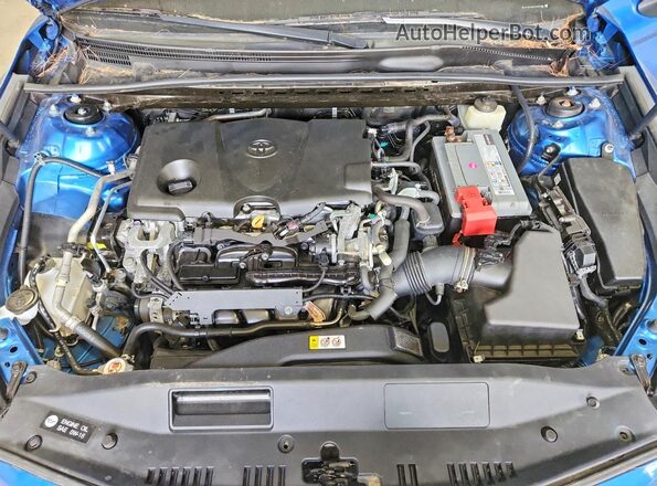 4T1B11HKXJU022398 2018 TOYOTA CAMRY Blue Вид підкапотного простору